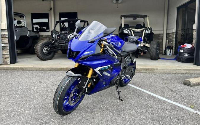 2025 Yamaha YZF-R7