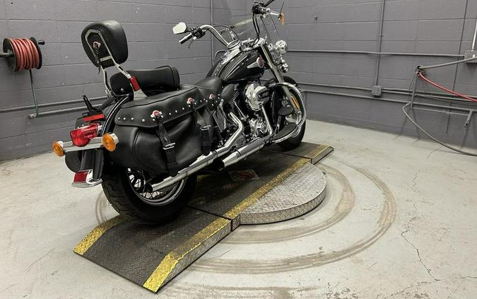 2016 Harley-Davidson® FLSTC - Heritage Softail® Classic