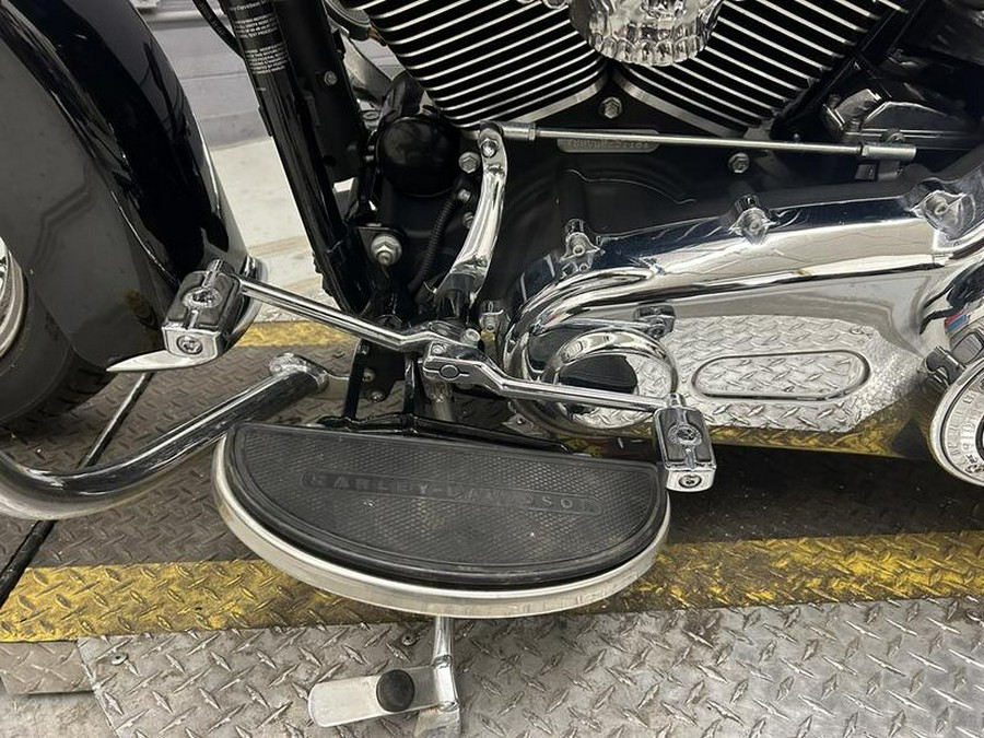 2016 Harley-Davidson® FLSTC - Heritage Softail® Classic