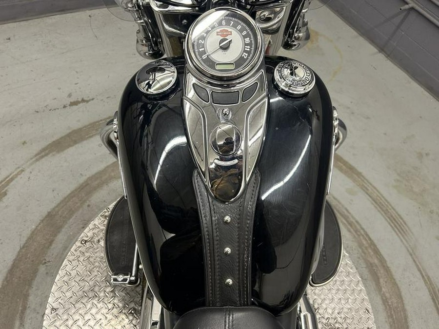 2016 Harley-Davidson® FLSTC - Heritage Softail® Classic