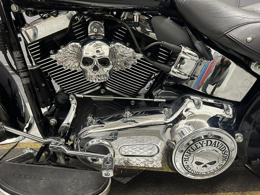 2016 Harley-Davidson® FLSTC - Heritage Softail® Classic