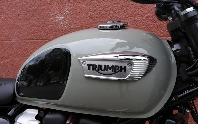 2026 Triumph Bonneville T100 Stone grey