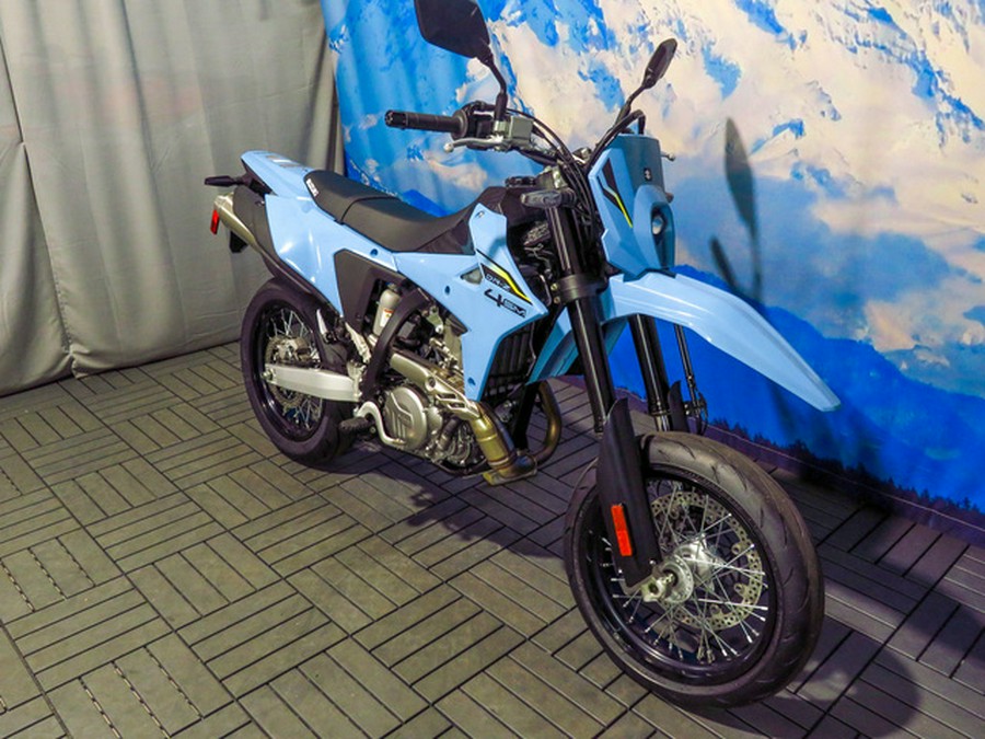 2025 Suzuki DR-Z 4SM