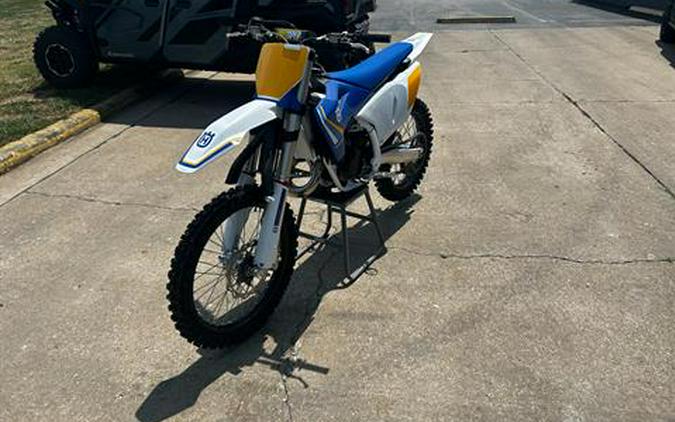 2025 Husqvarna TC 150 Heritage