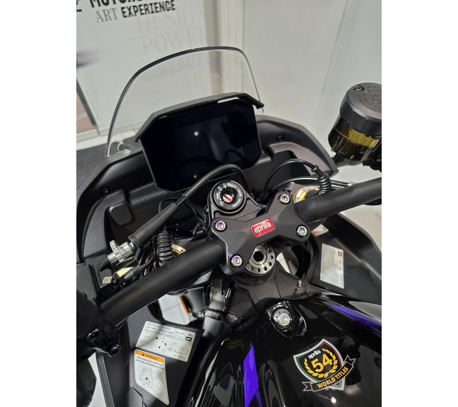 2027 Aprilia Tuono V4 Factory 1100