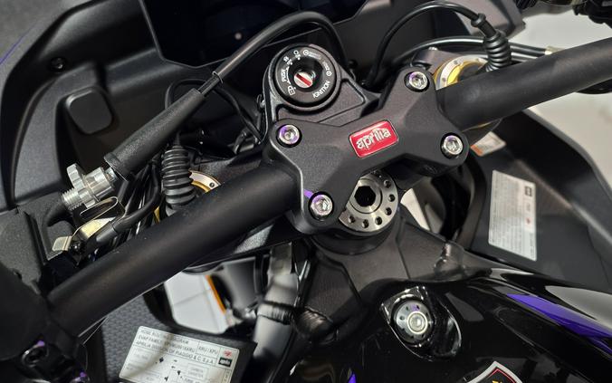 2027 Aprilia Tuono V4 Factory 1100