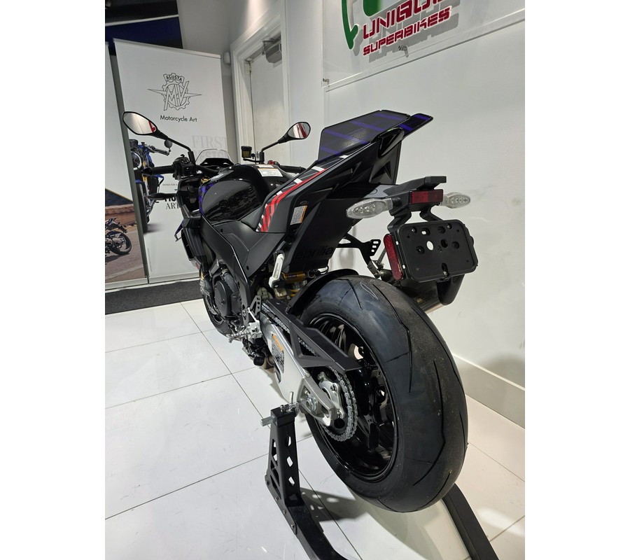 2027 Aprilia Tuono V4 Factory 1100
