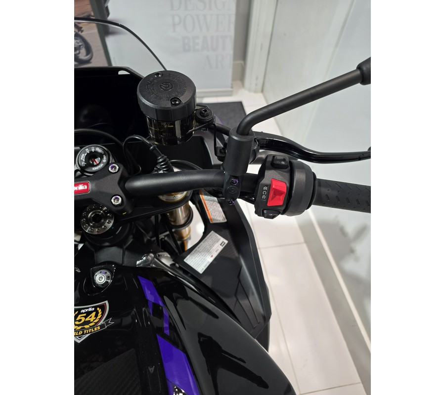 2027 Aprilia Tuono V4 Factory 1100