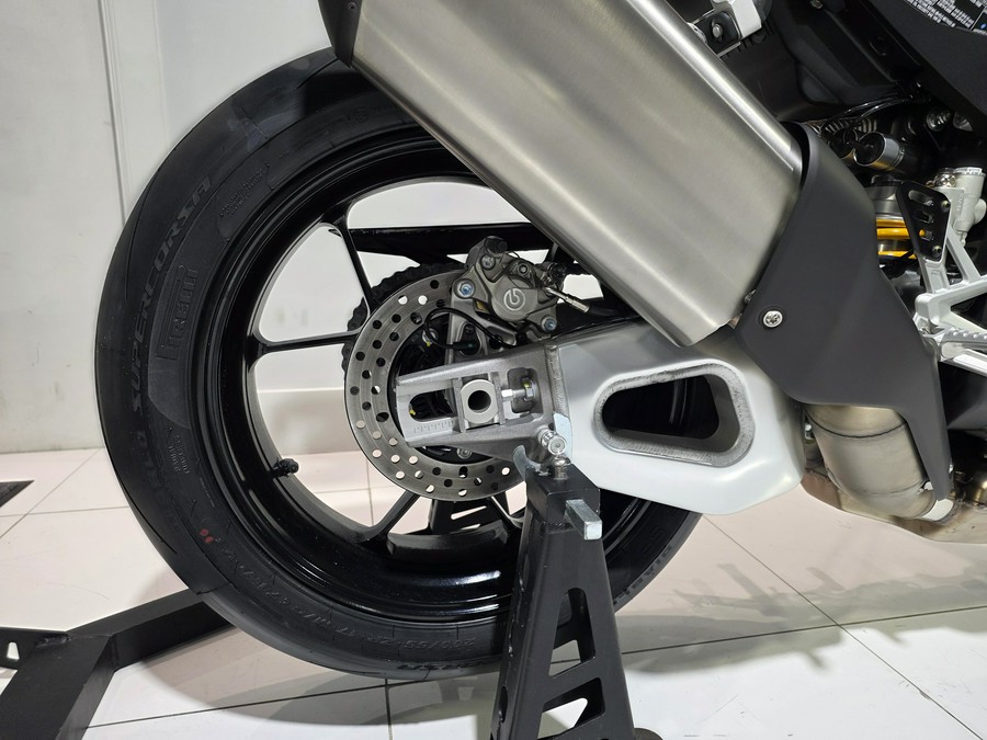 2027 Aprilia Tuono V4 Factory 1100