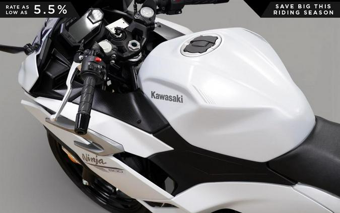 2025 Kawasaki NINJA 500 ABS
