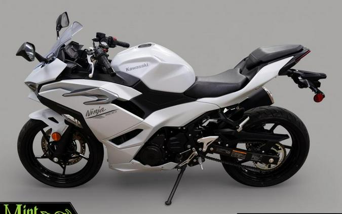2025 Kawasaki NINJA 500 ABS