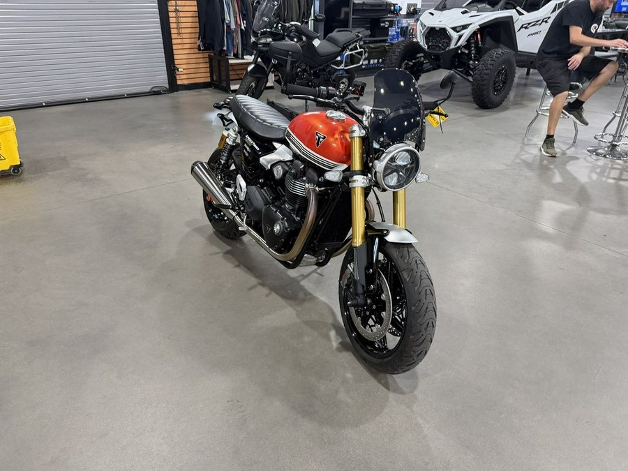 2025 Triumph Speed Twin 1200 RS Baja Orange/Sapphire Black