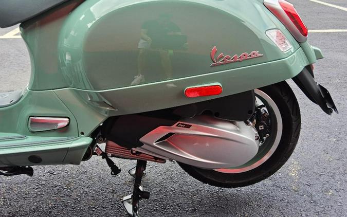 2027 Vespa GTS 310 80th