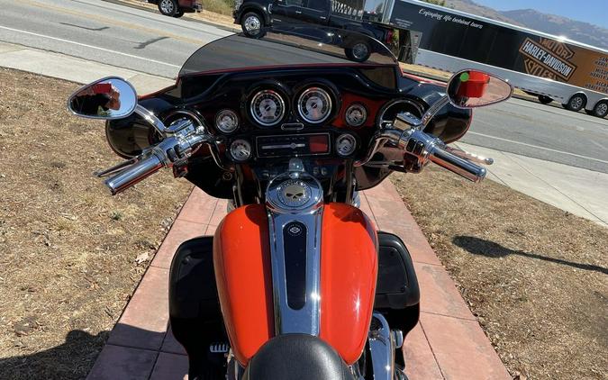 2004 Harley-Davidson® FLHTCSE