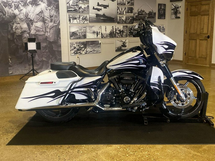 2016 Harley-Davidson FLHXSE - CVO Street Glide