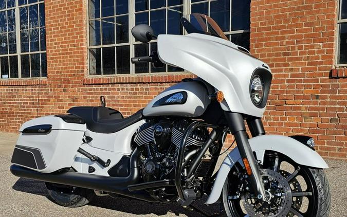 2024 Indian Motorcycle® Chieftain® Dark Horse® with PowerBand Audio Package