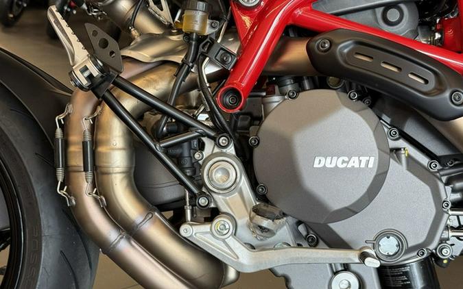 2025 Ducati Hypermotard 950 Ducati Red