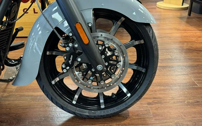 2025 Indian Motorcycle® Chieftain® Dark Horse® w/PowerBand Audio Storm Gray/Graphics