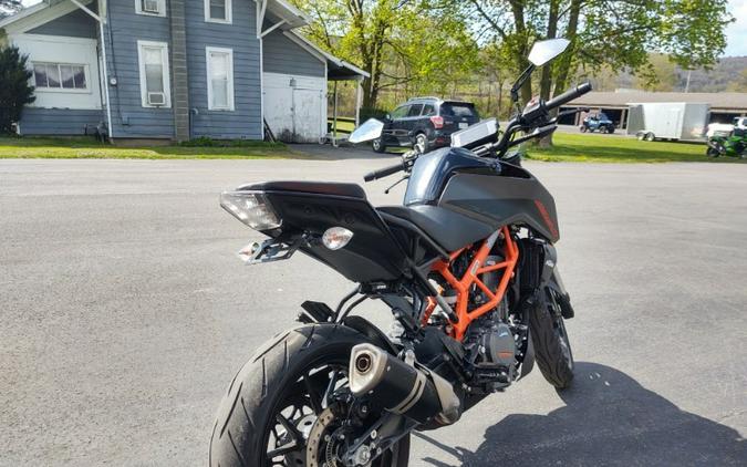 2023 390 Duke - KTM