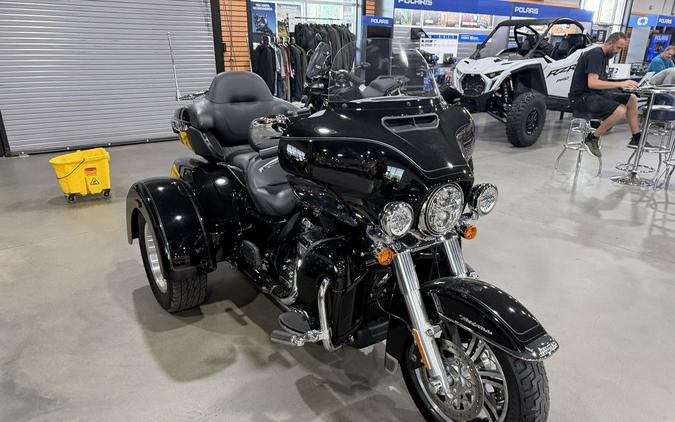 2024 Harley-Davidson® FLHTCUTG - Tri Glide® Ultra