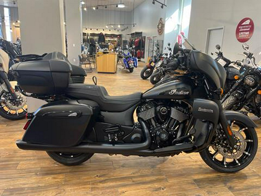 2024 Indian Motorcycle Roadmaster® Dark Horse® with PowerBand Audio Package