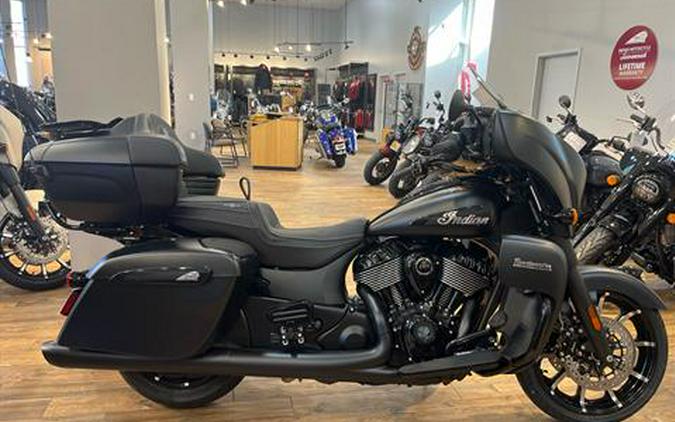 2024 Indian Motorcycle Roadmaster® Dark Horse® with PowerBand Audio Package