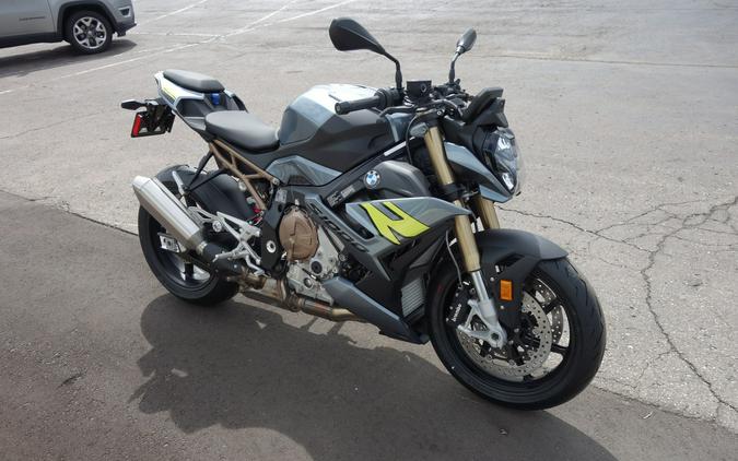 2024 BMW S1000R