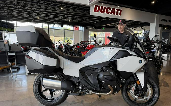 2026 BMW R 1300 RT