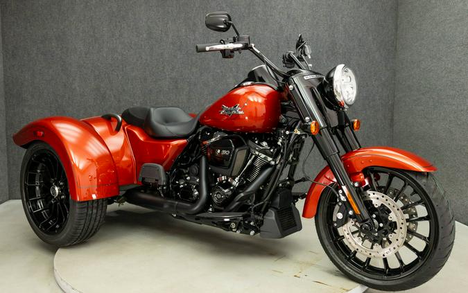 2025 HARLEY DAVIDSON FLRT FREEWHEELER TRIKE W/ABS