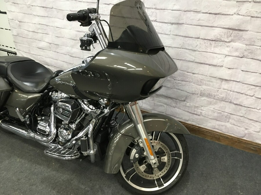 2019 Harley-Davidson Road Glide Industrial Gray FLTRX