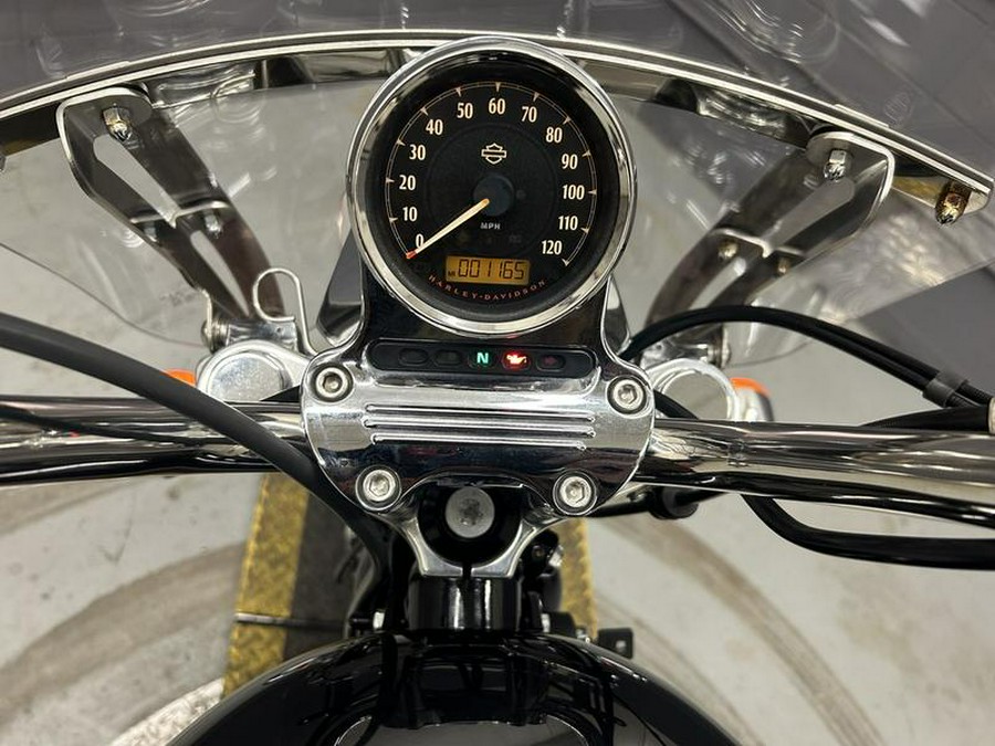 2016 Harley-Davidson® XL1200T - Sportster® SuperLow® 1200T