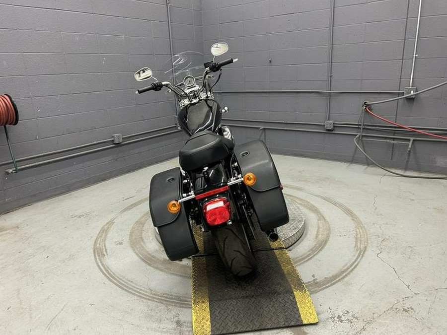 2016 Harley-Davidson® XL1200T - Sportster® SuperLow® 1200T