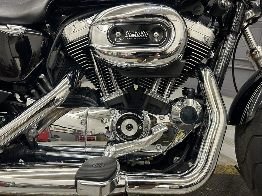 2016 Harley-Davidson® XL1200T - Sportster® SuperLow® 1200T