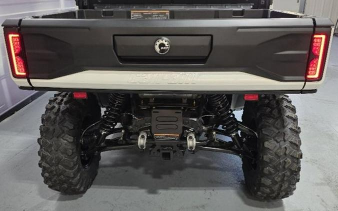 2026 Can-Am Defender MAX Limited HD11