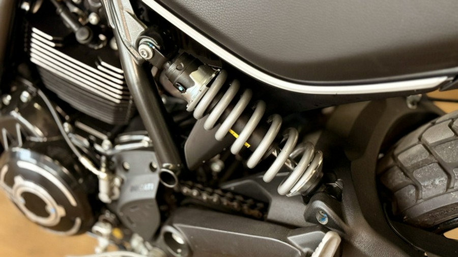 2023 Ducati Scrambler Icon Dark
