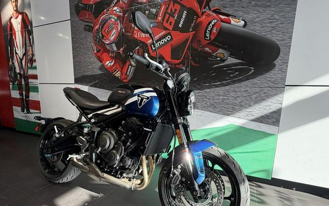 2025 Triumph Trident 660 Cobalt BlueSapphire Black