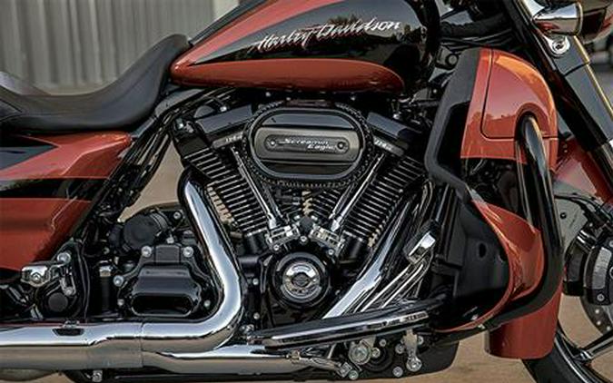 2017 Harley-Davidson CVO™ Street Glide®