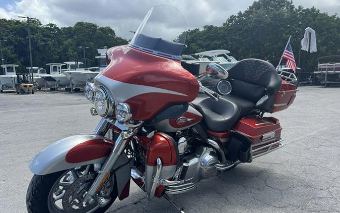 2008 Harley-Davidson FLHTCUSE3 - CVO Ultra Classic Screamin' Eagle Electra Glide