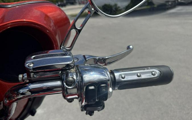 2008 Harley-Davidson FLHTCUSE3 - CVO Ultra Classic Screamin' Eagle Electra Glide