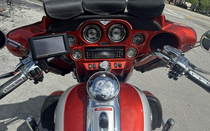 2008 Harley-Davidson FLHTCUSE3 - CVO Ultra Classic Screamin' Eagle Electra Glide