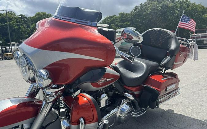 2008 Harley-Davidson FLHTCUSE3 - CVO Ultra Classic Screamin' Eagle Electra Glide