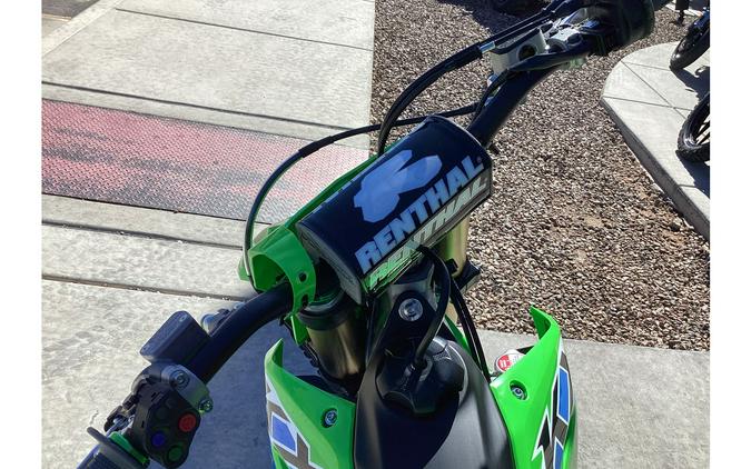 2026 KX™450 - Kawasaki