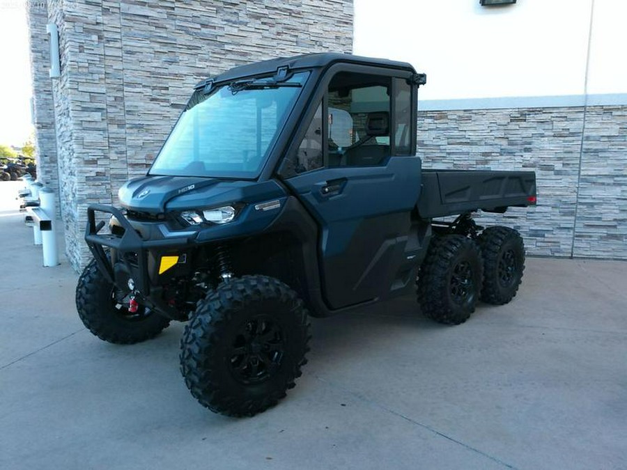 2026 Can-Am® Defender 6x6 Limited HD10