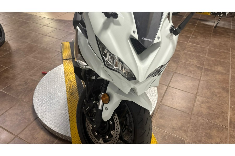 2023 Kawasaki NINJA 400 ABS