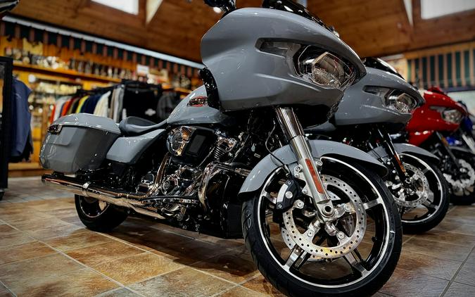 2026 Harley-Davidson® Road Glide® Dark Billiard Gray Chrome Trim