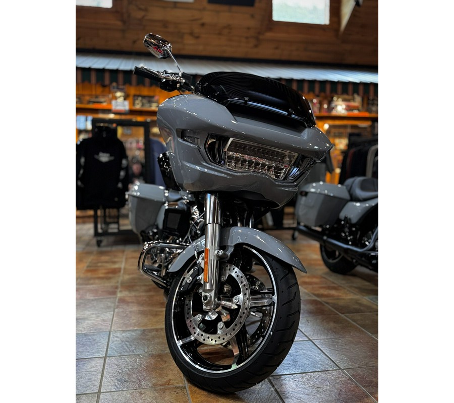 2026 Harley-Davidson® Road Glide® Dark Billiard Gray Chrome Trim