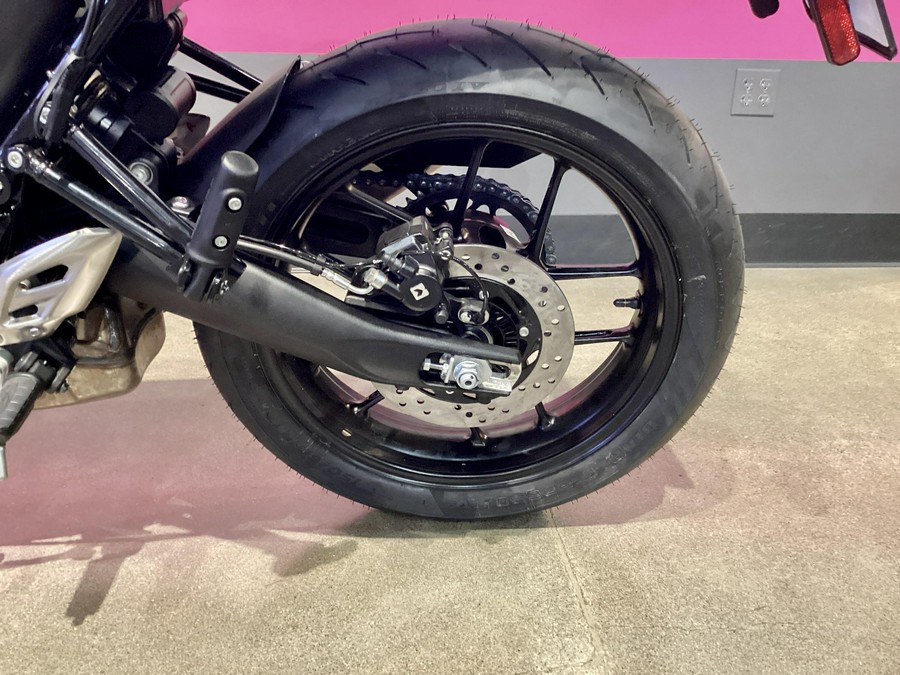 2026 Triumph Thruxton 400
