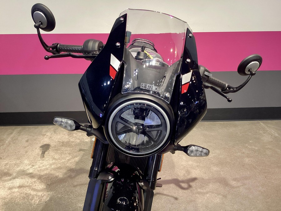 2026 Triumph Thruxton 400