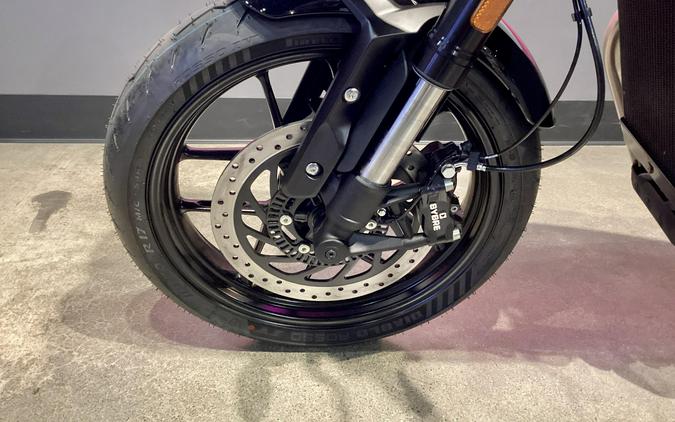 2026 Triumph Thruxton 400