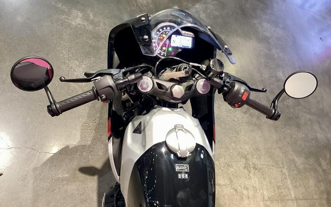 2026 Triumph Thruxton 400
